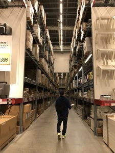 おもてなし不動産 賃貸 新居浜 リノベーション IKEA 家具 カグリノ 広い倉庫