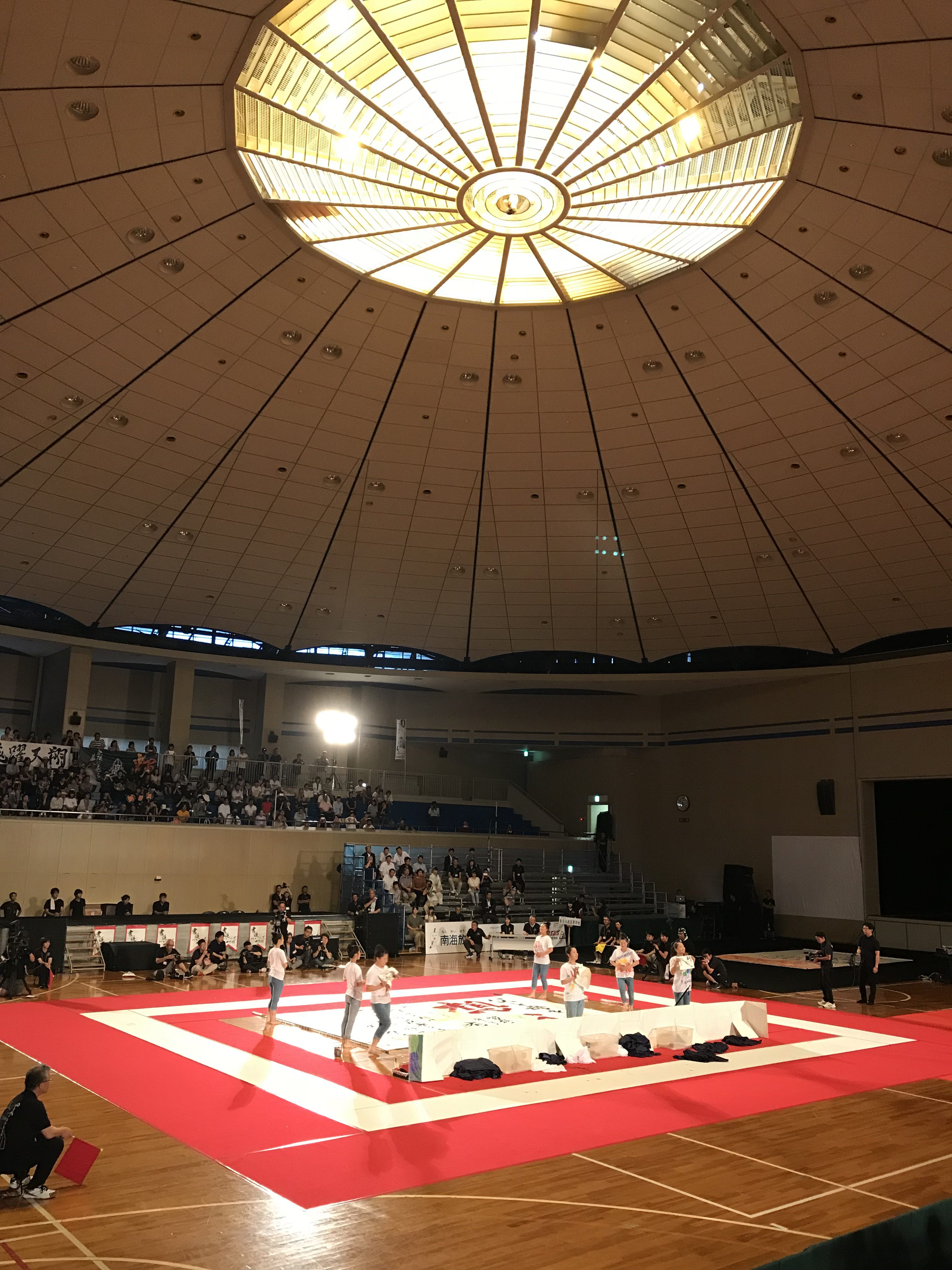 おもてなし不動産 新居浜 賃貸管理 四国中央市 書道パフォーマンス